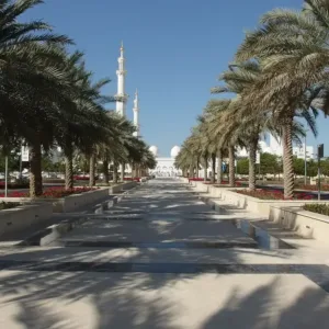 Đại lộ dẫn vào Thánh đường Sheikh Zayed, Abu Dhabi