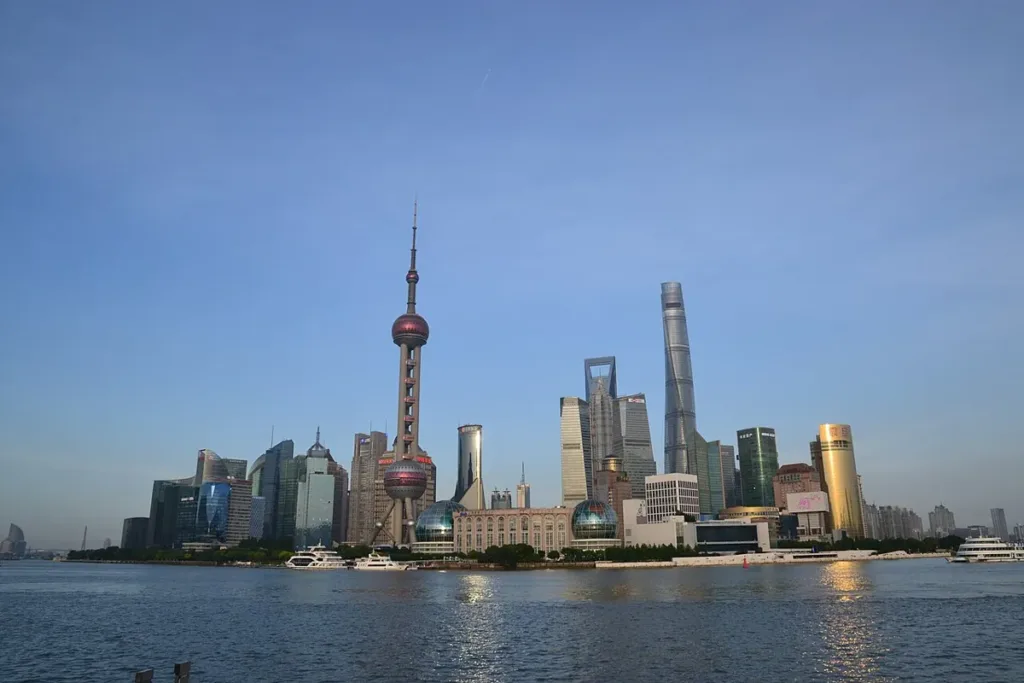 Bến Thượng Hải (The Bund) nhìn sang Phố Đông