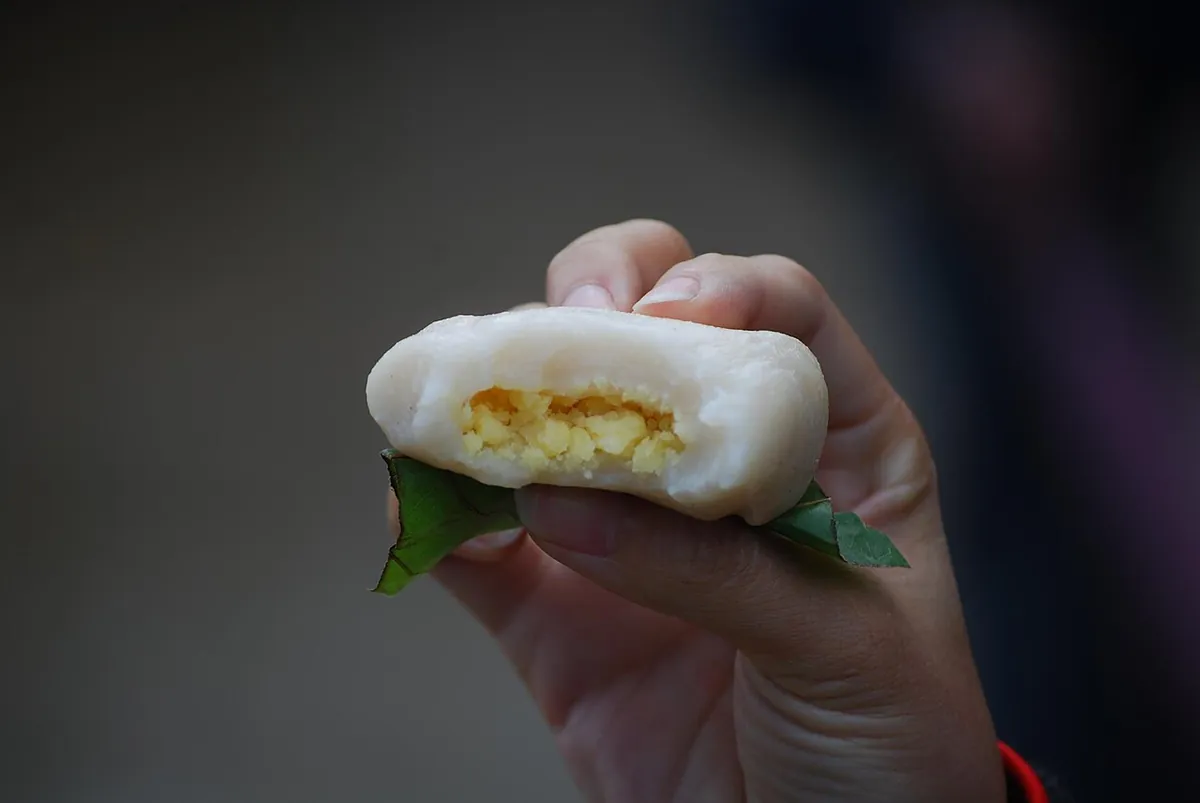 Bánh đậu xanh bán tại chợ phiên Bắc Hà
