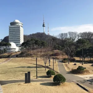 Tháp Namsan (N Seoul Tower)