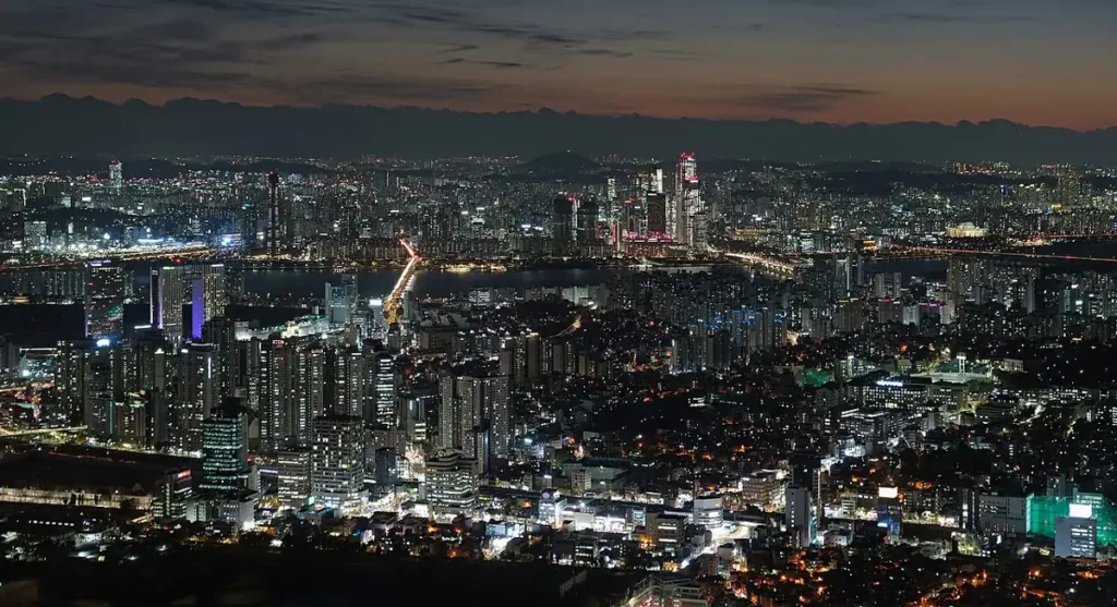 Tháp Namsan (N Seoul Tower)