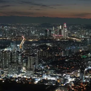 Tháp Namsan (N Seoul Tower)