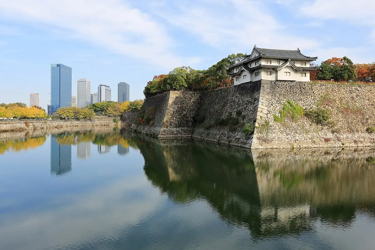 Lâu đài Osaka
