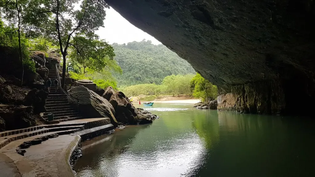 Động Phong Nha, Quảng Bình