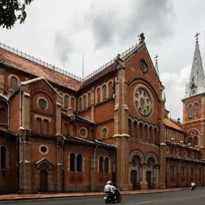 Nhà thờ Đức Bà Sài Gòn