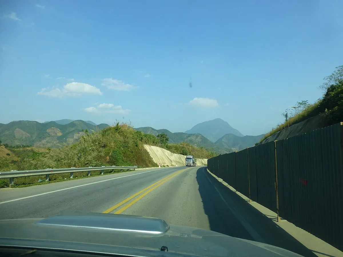 Cao tốc Nội Bài – Lào Cai