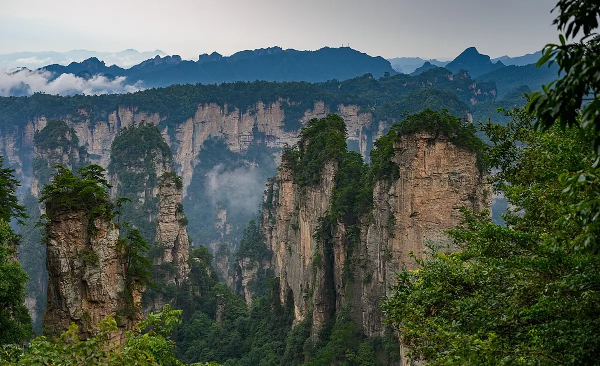 Núi đá Trương Gia Giới