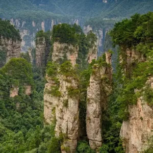 Núi đá Trương Gia Giới